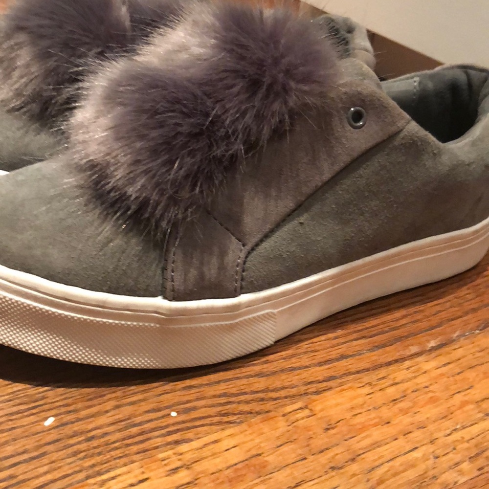 Sam Edelman Sneaker - Picture 4 of 4